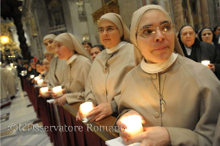 Que su vida tenga siempre el sabor evangélico, el Papa a los consagrados 