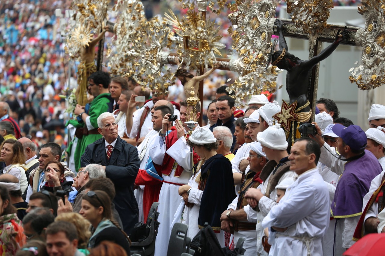 MESSE À L'OCCASION DE LA JOURNÉE DES CONFRATERNITÉS  ET DE LA PIÉTÉ POPULAIRE