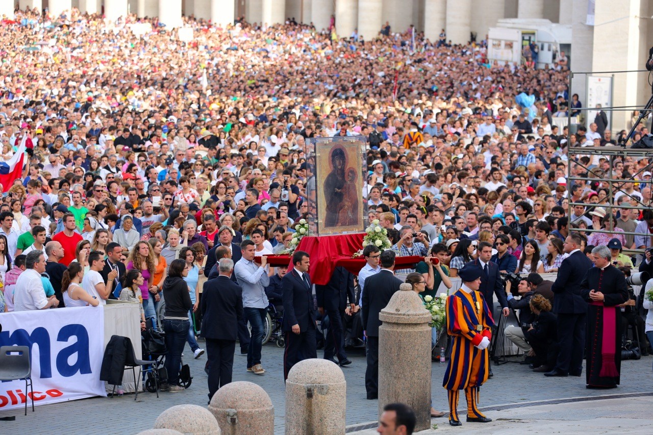 Veglia di Pentecoste con i movimenti